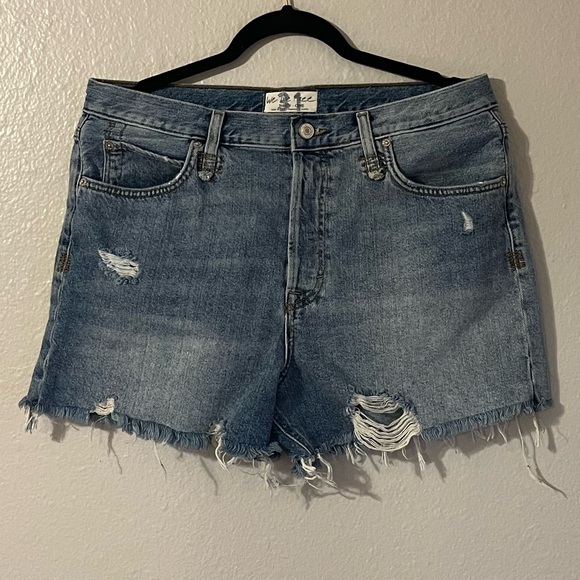 Free People We The Free Relaxed Distressed High Waisted Jean Shorts - Picture 1 of 4